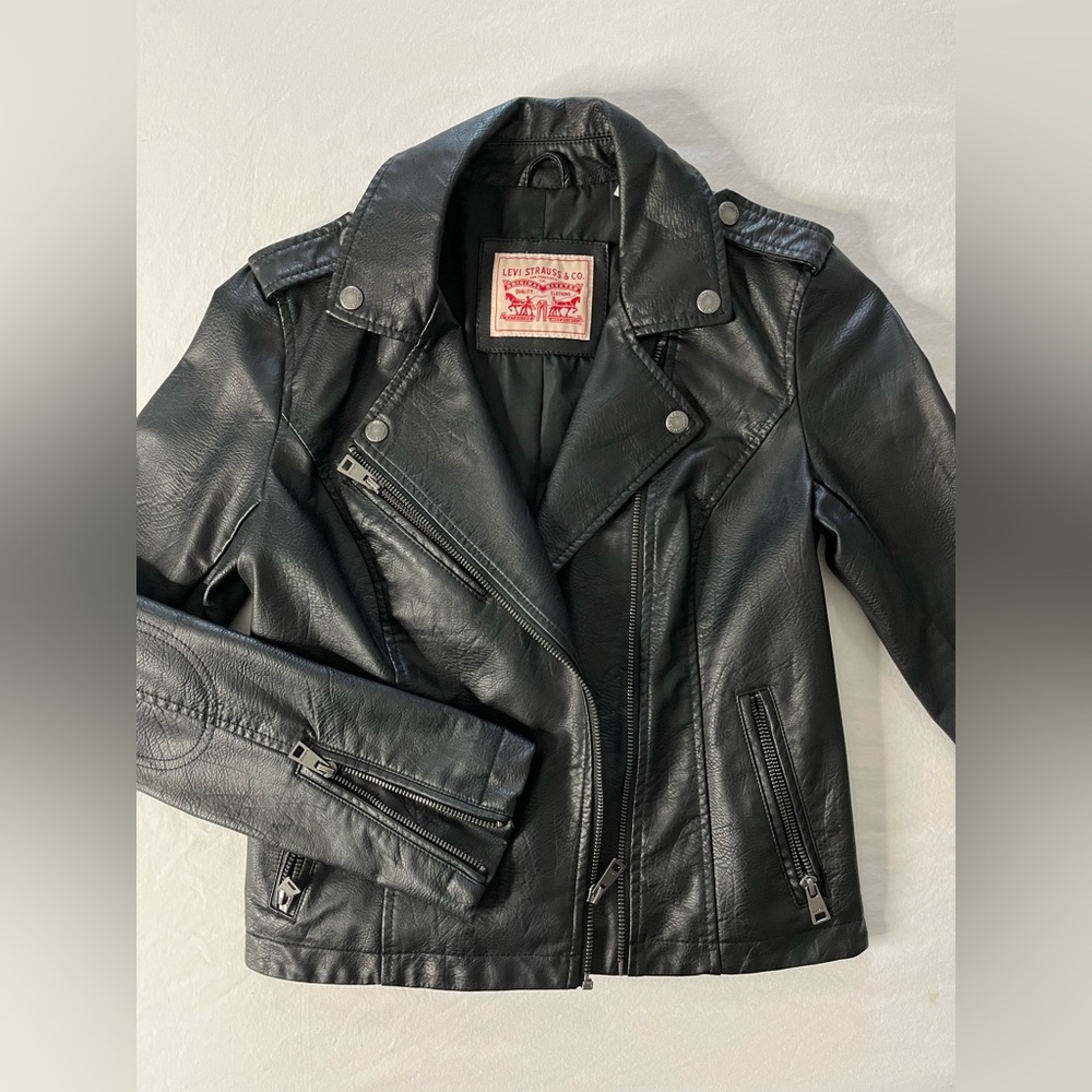 Levi's Women's black leather jacket